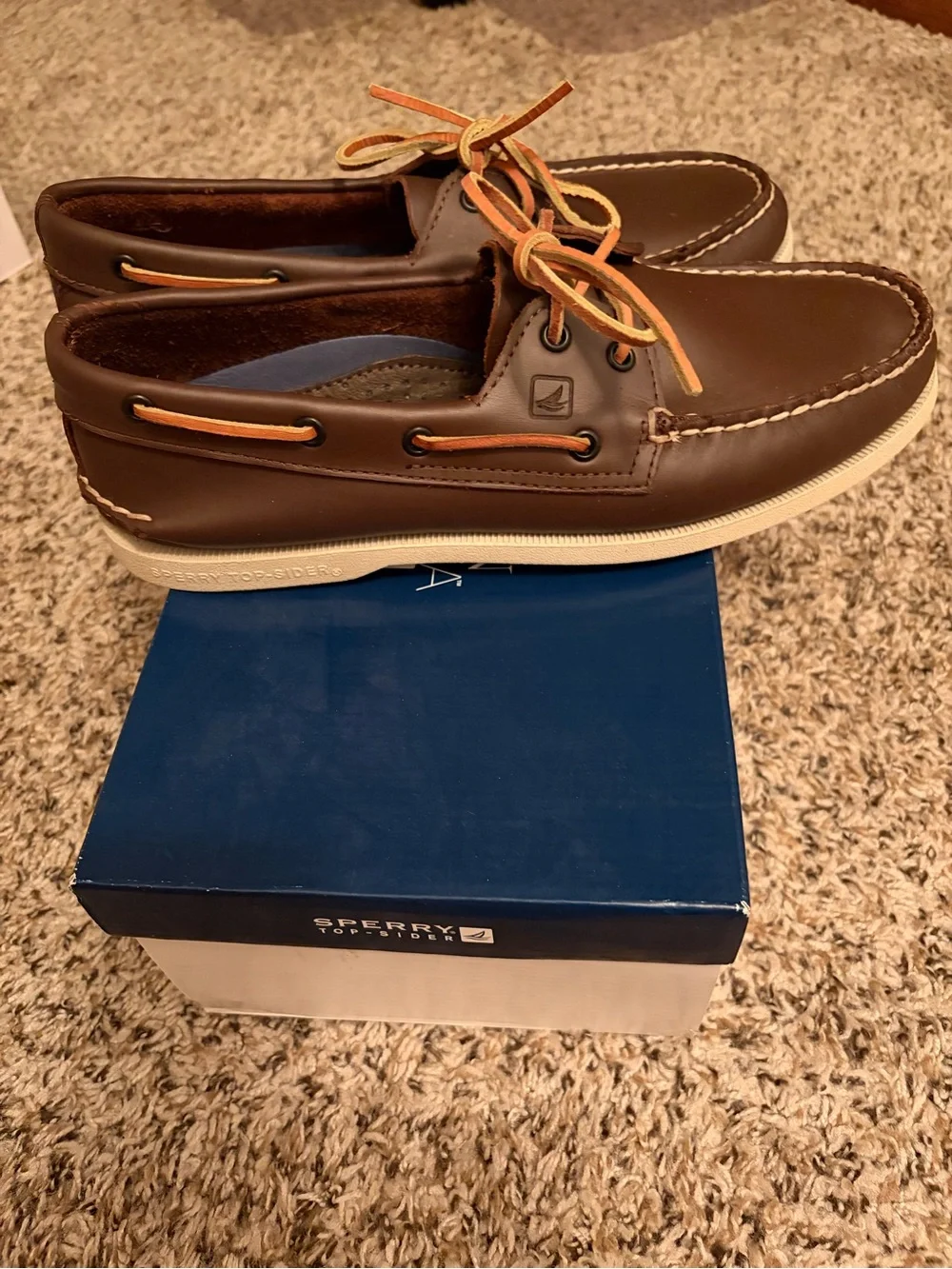 NEW, Never Worn Sperry Brown Leather Boat Shoes with Tan Laces 10M